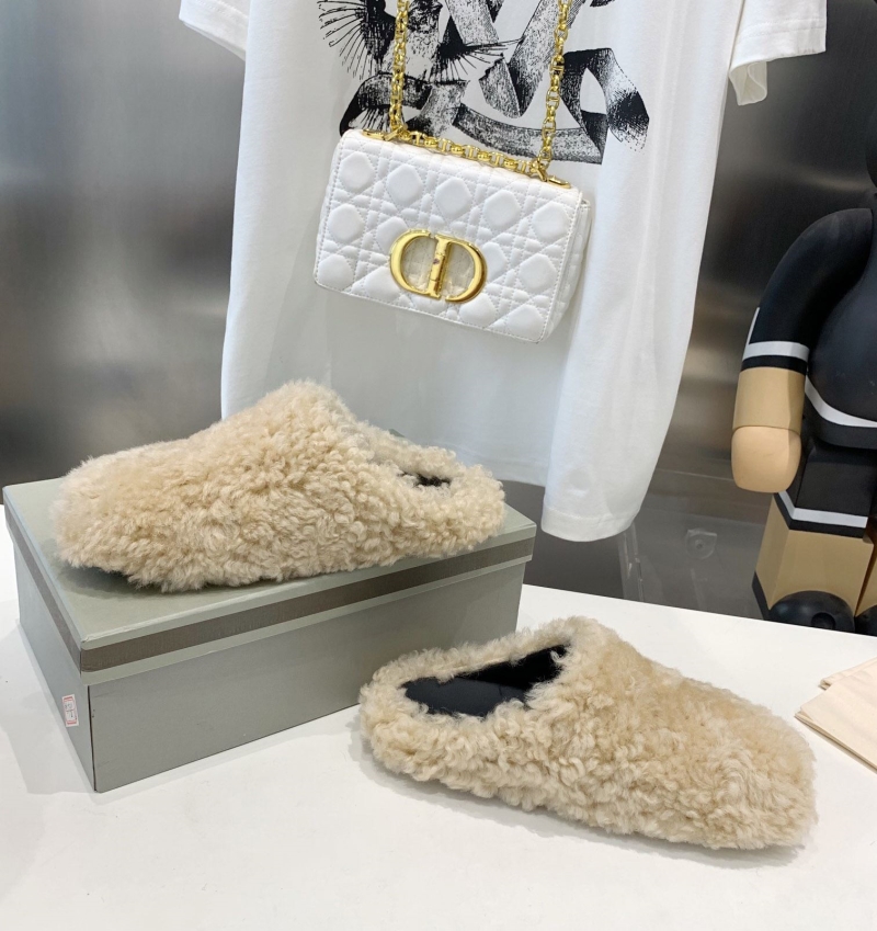 Other Slippers